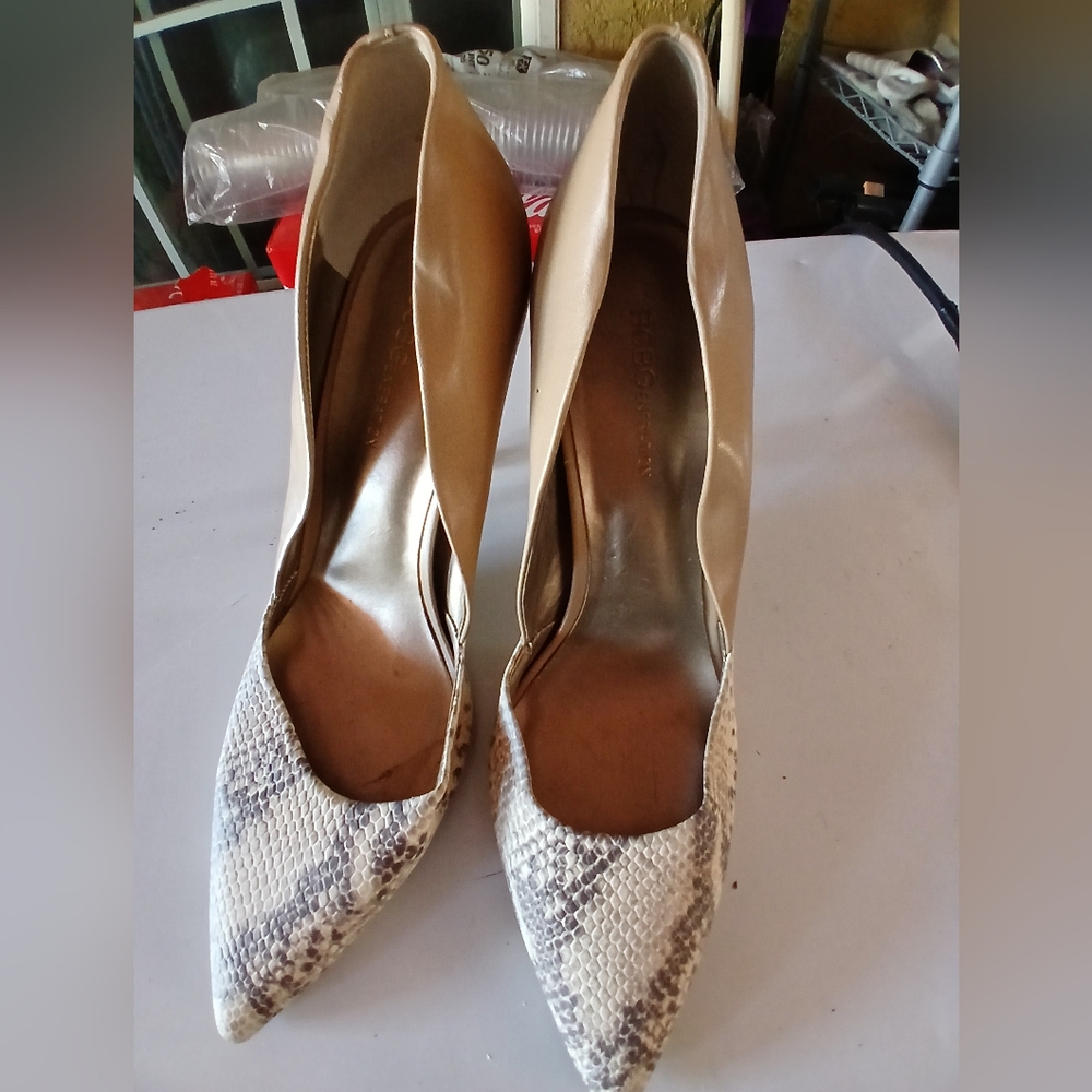 🌞🌸Summer Sale🌺🌼 - BCBG Elegant Cream and Brown Women's Heels - Picture 2 of 4